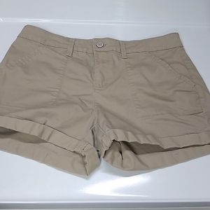 Women's 14 Mid-Rise Khaki Shorts